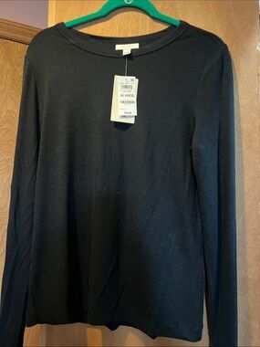 On 34th Classic Black Long-Sleeve Ribbed Tee - Size X-Large